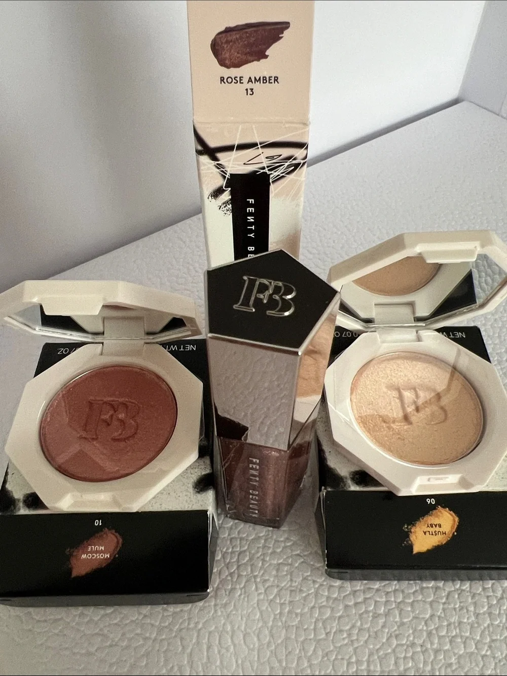 Fenty Beauty bundle deal! 2 mini Killawatt highlighter and Rose Amber Gloss Bomb